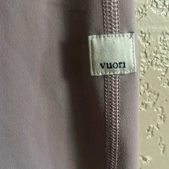 Rare color. Vuori joggers - Daily. No pockets. - Picture 2 of 3